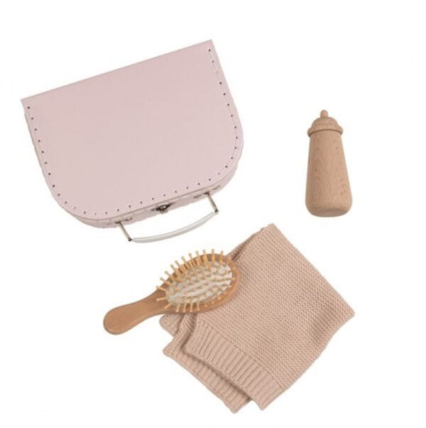Valijoara Cu Accesorii Pentru Papusi Egmont Toys10587