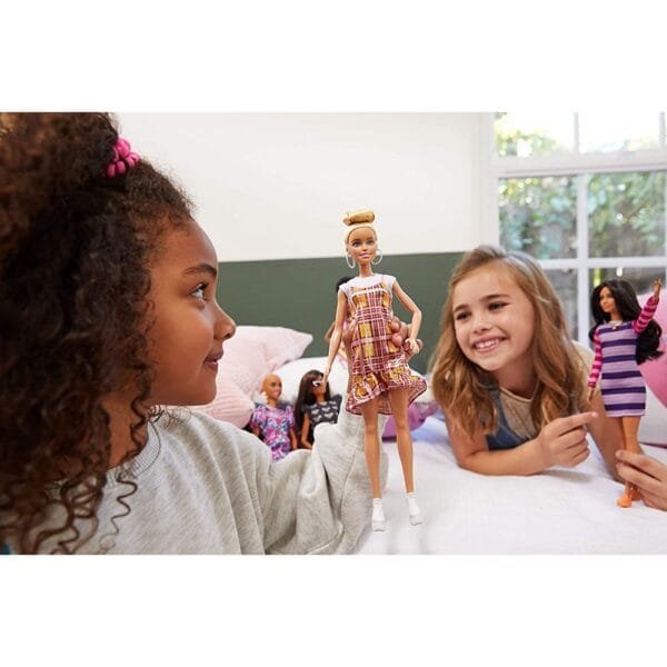 Papusa Barbie By Mattel Fashionistas Ghw56 - Imagine 5