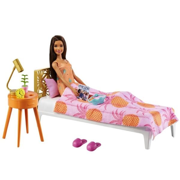 Set Barbie By Mattel Mobilier Dormitor Cu Papusa Si Accesorii Grg86