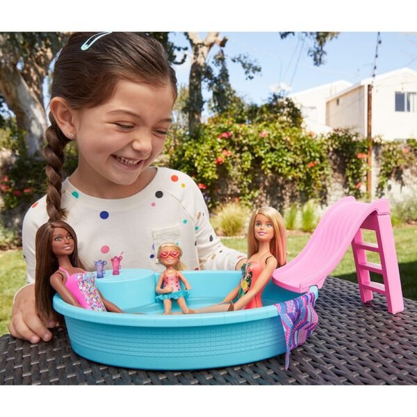 Set Barbie By Mattel Fashion And Beauty Piscina Si Papusa - Imagine 3