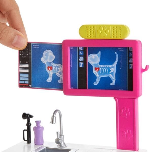 Set Barbie By Mattel I Can Be Cabinet Veterinar Gjl68 Cu Accesorii - Imagine 5