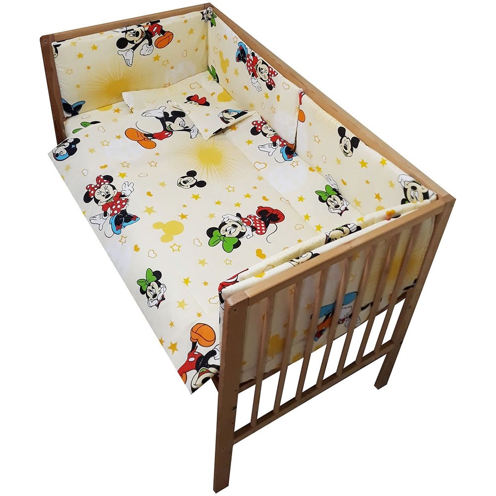 Lenjerie patut Hubners Mickey si Minnie 5 piese crem 2 Lenjerie patut Hubners Mickey si Minnie 5 piese crem