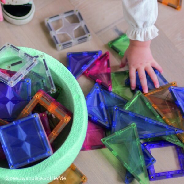 Jocuri Magnetice De Construit Pastel 45 Piese, Cleverclixx - Imagine 5
