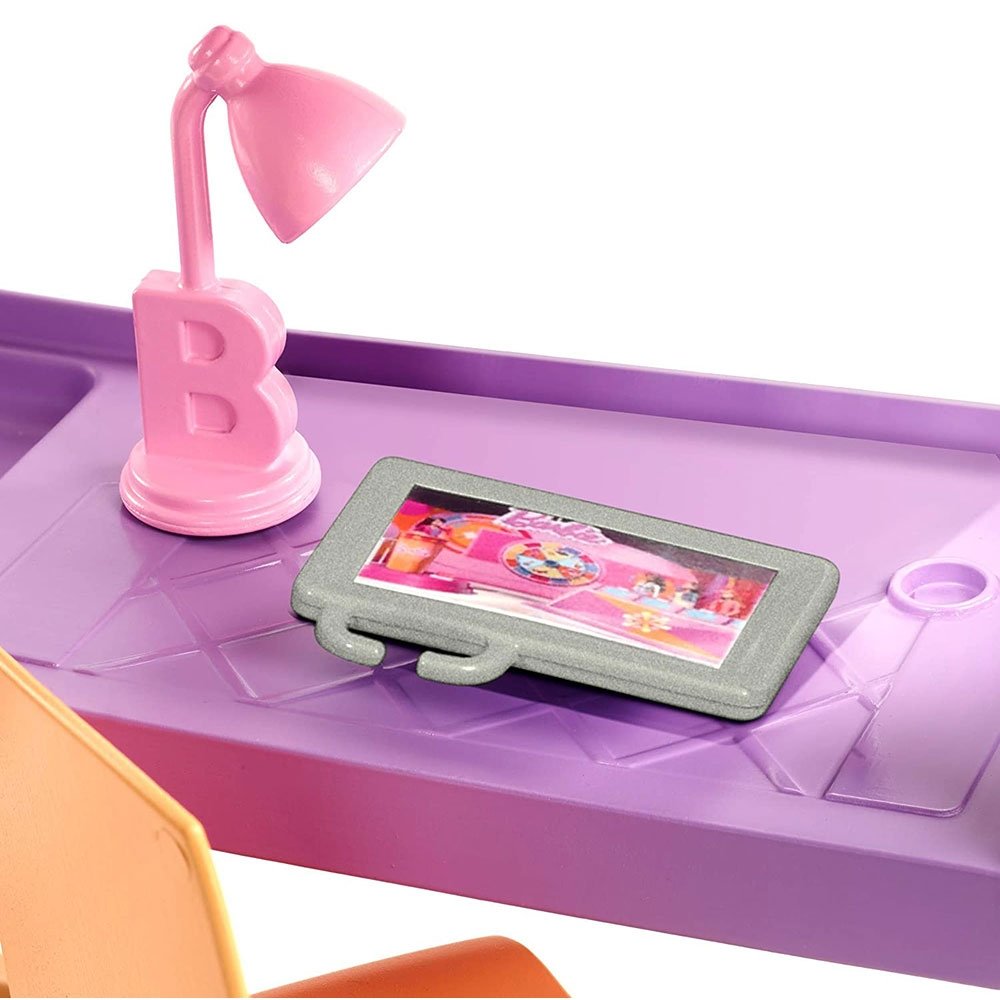 Set Barbie by Mattel Estate Birou cu pat supraetajat, papusa si accesorii 9 Set Barbie by Mattel Estate Birou cu pat supraetajat, papusa si accesorii - Image 8