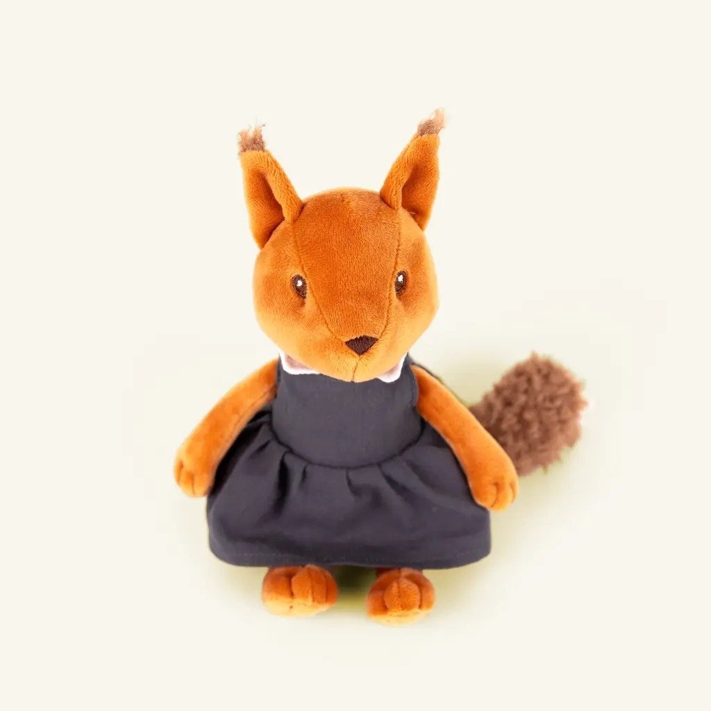 Jucarie de plus Mama veverita, Egmont Toys 3 Jucarie de plus Mama veverita, Egmont Toys - Image 2