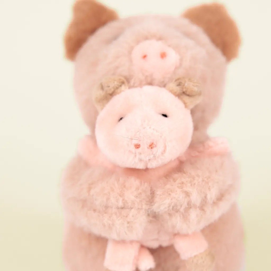 Purcelusa de plus cu puiut, Egmont Toys 5 Purcelusa de plus cu puiut, Egmont Toys - Image 4