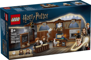 LEGO Harry Potter Hogwarts Castle: Charms Class