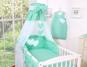 Set de lenjerie de pat de 5 bucăți 120x90 - Inimioare atârnate cu puncte albe pe mentă